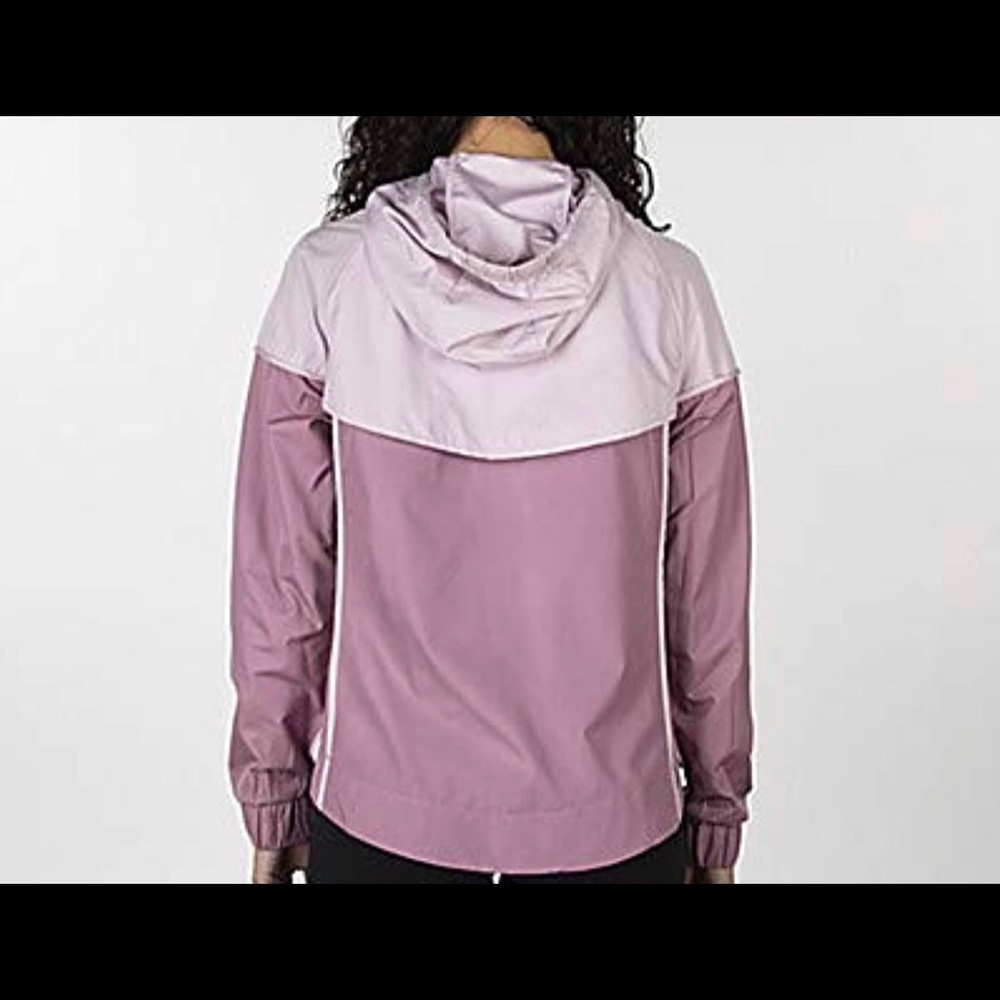 Eucnike Windrunner Jacket. - image 4